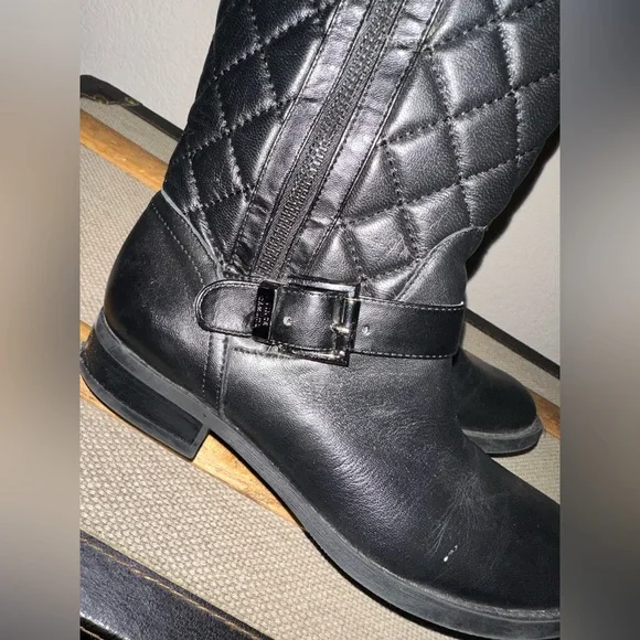 || Vince Camuto || High Quilted Black Boots - Picture 8 of 14